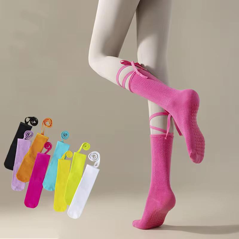 Yoga socks with ribbon ys005
