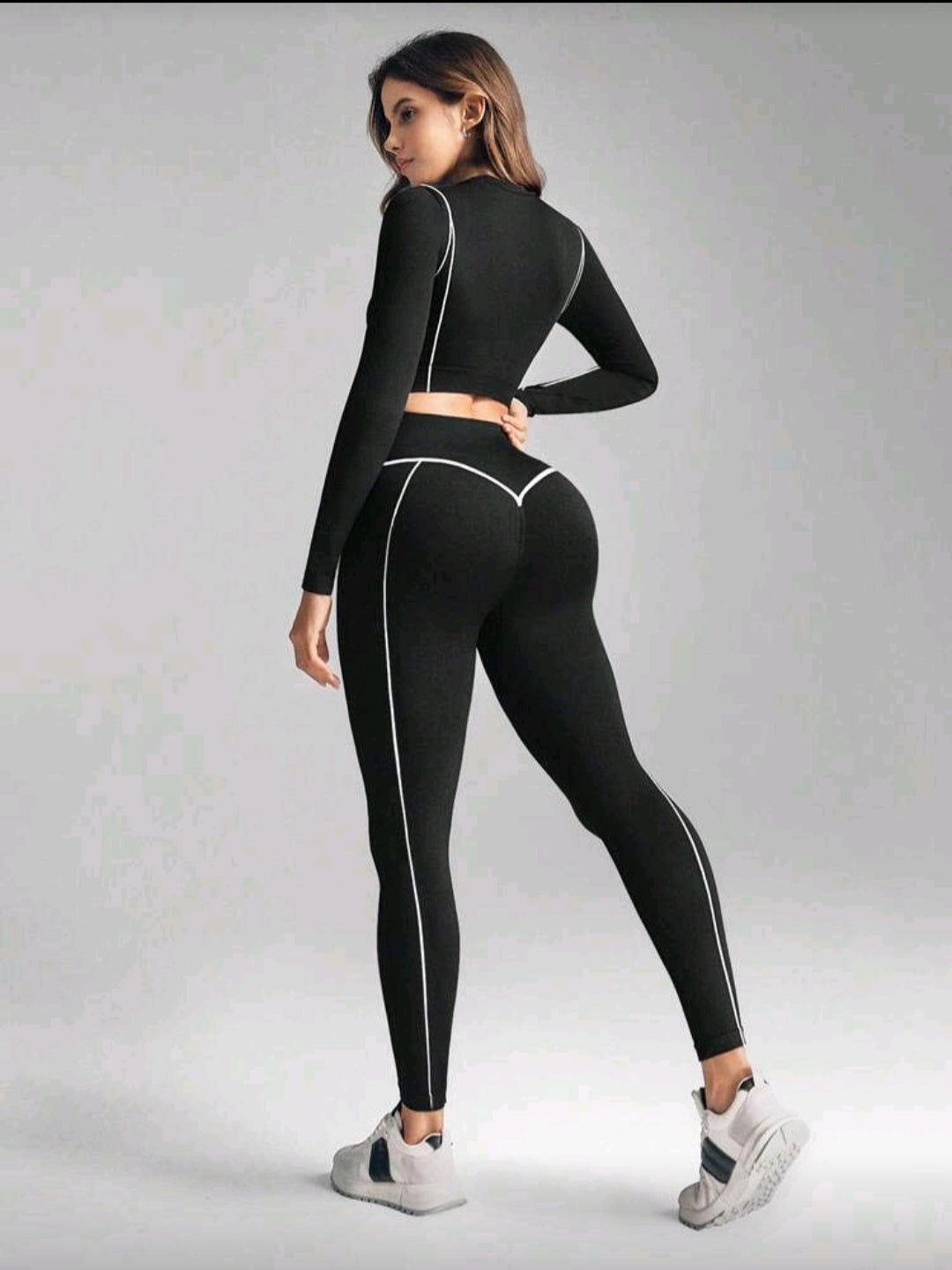 Seamless black sport set long sleeve crop top black legging Set006