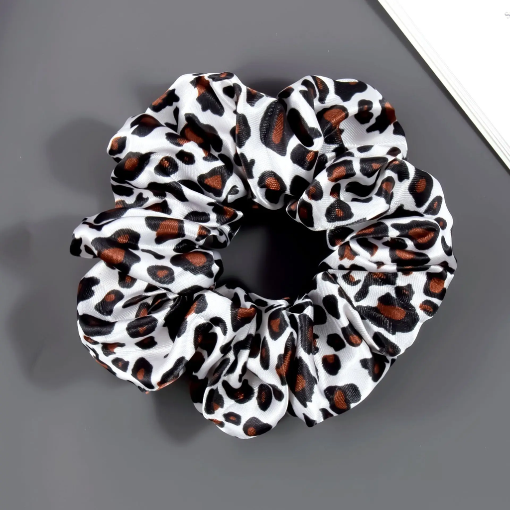 Satin Scrunchies medium size  s002